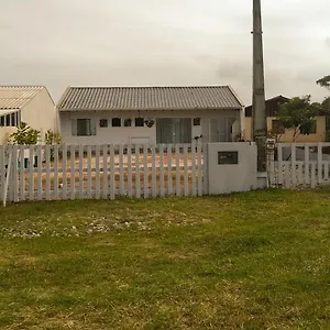 Casa de Férias Casa Em O Paraiso - Wifi - ótimo Preço - Promoções, Itapoa (Santa Catarina)